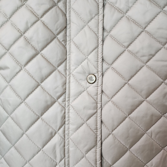 Ralph Lauren Women’s Crest Logo Shell Diamond Quilted Vest Birch Size Small NWT - Picture 7 of 12
